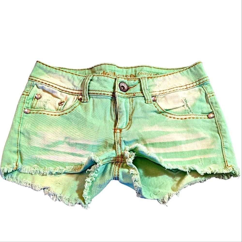 Dollhouse faded green and white distressed jean shorts junior's size 5 EUC